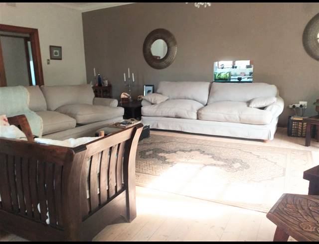 4 BEDROOM HOUSE RENTED IN WARNER BEACH